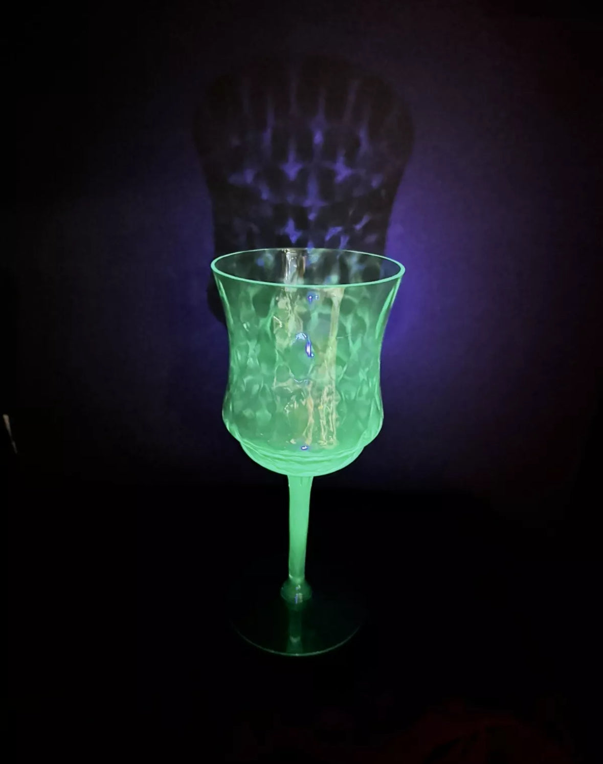 (1) Vintage Tiffin-Franciscan ‘Diamond Optic’ Uranium Wine Glass - 4 Available