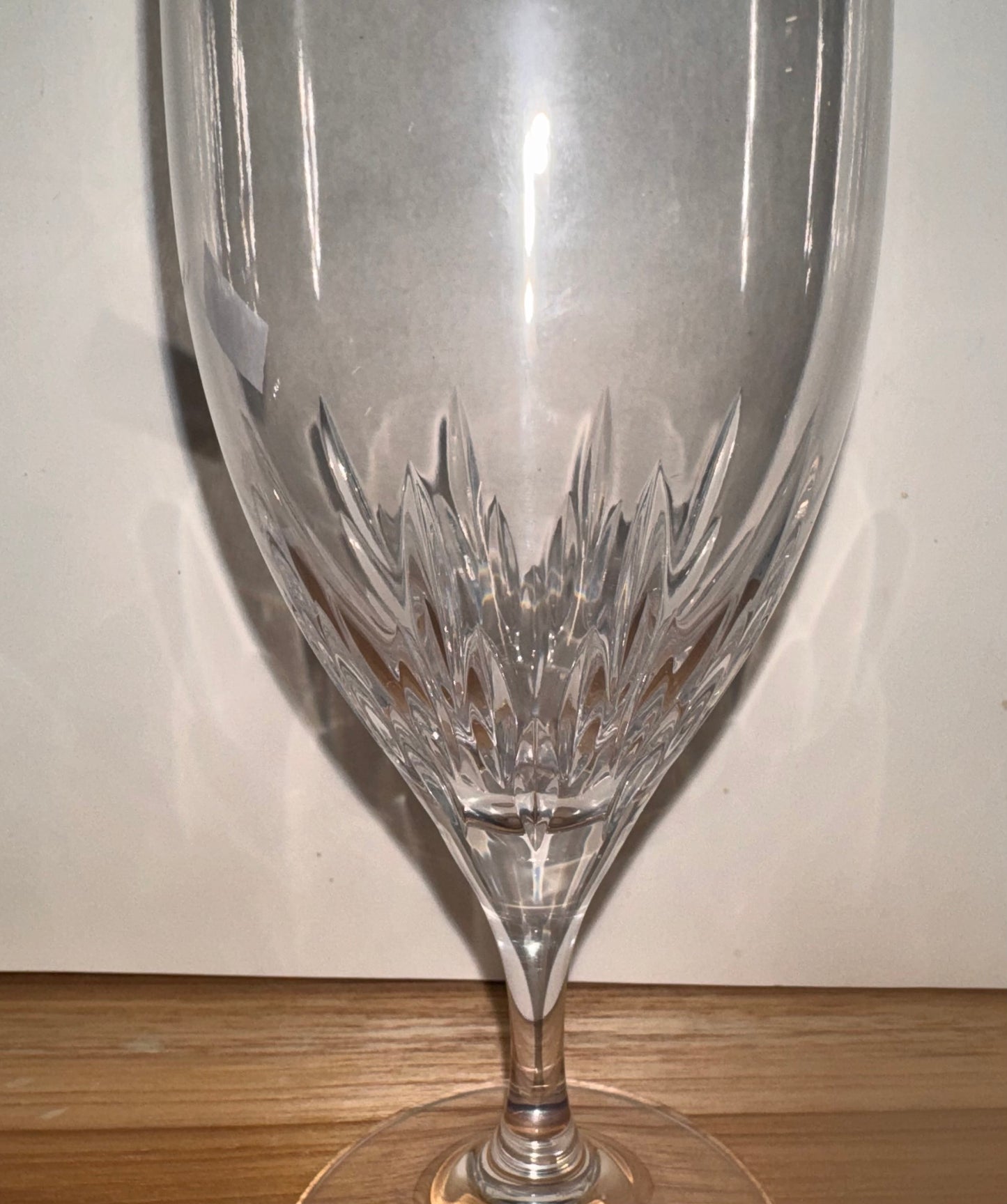 (1) Vera Wang Wedgwood ‘Duchesse’ Crystal Wine Glass - 4 Available